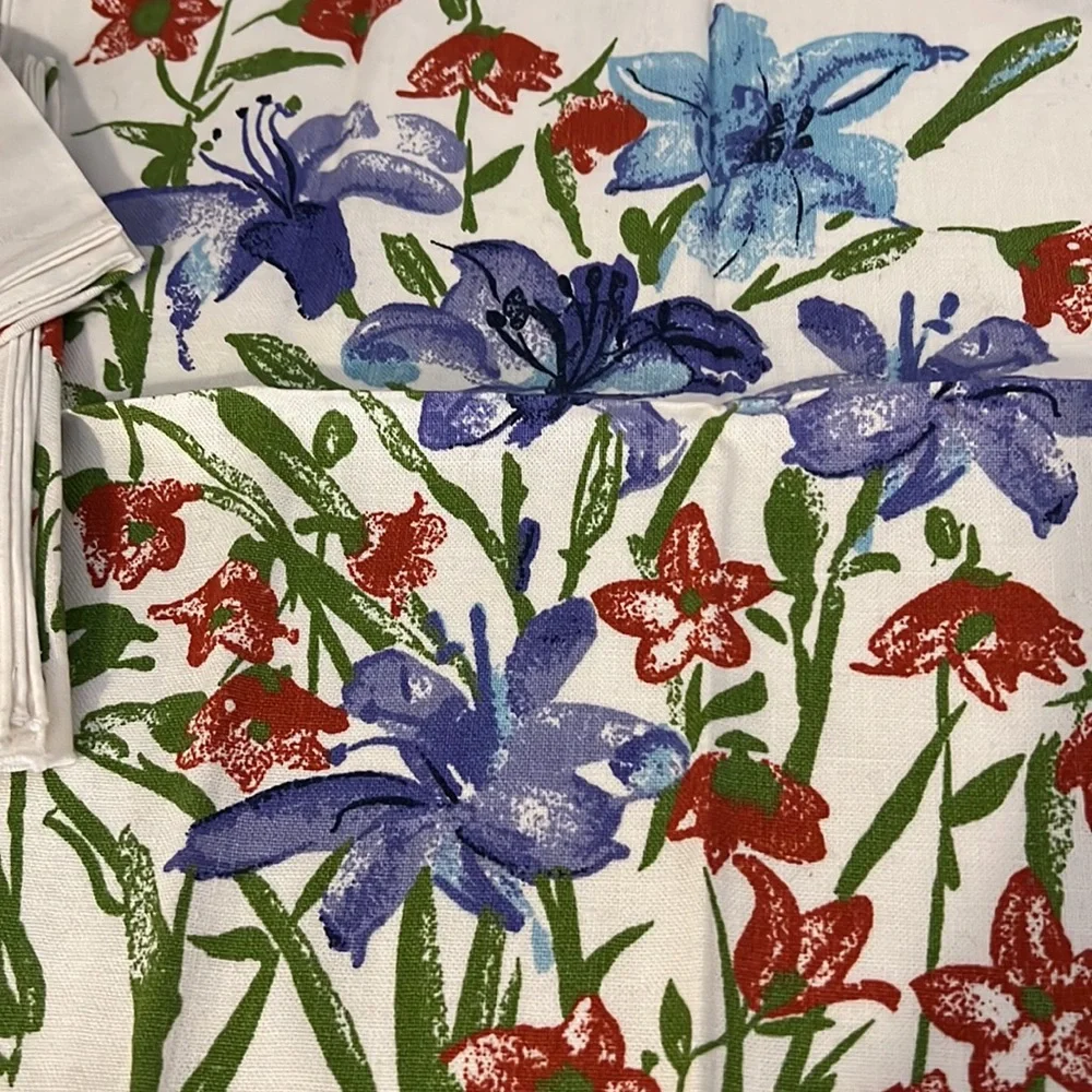 Vintage Vera Neumann set of 5 napkins purple blue iris 16” square